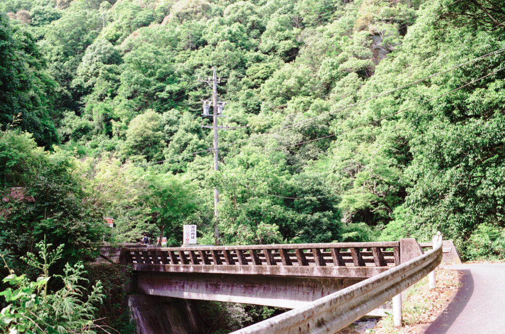 多度狭までの道にある橋