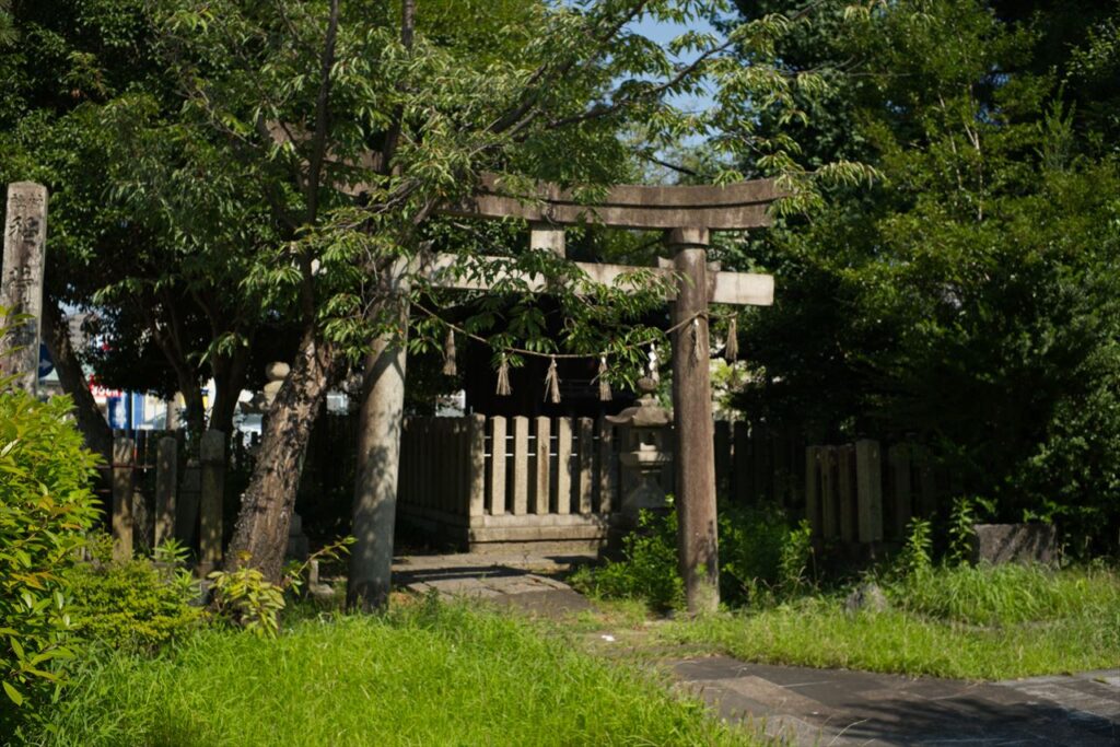 稲荷神社の鳥居