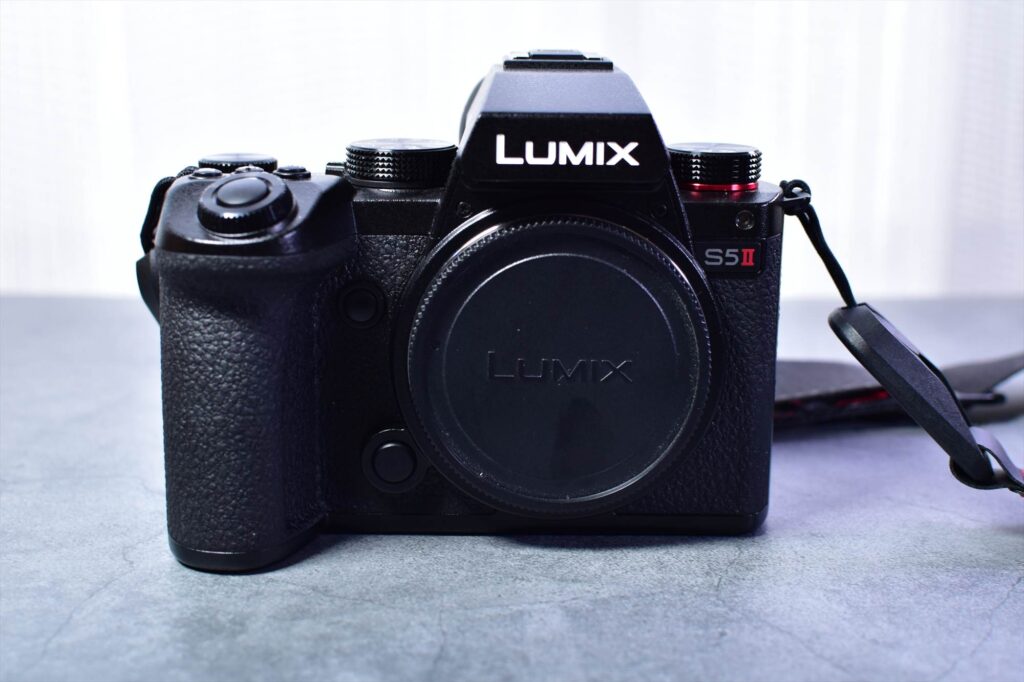 LUMIX S5II